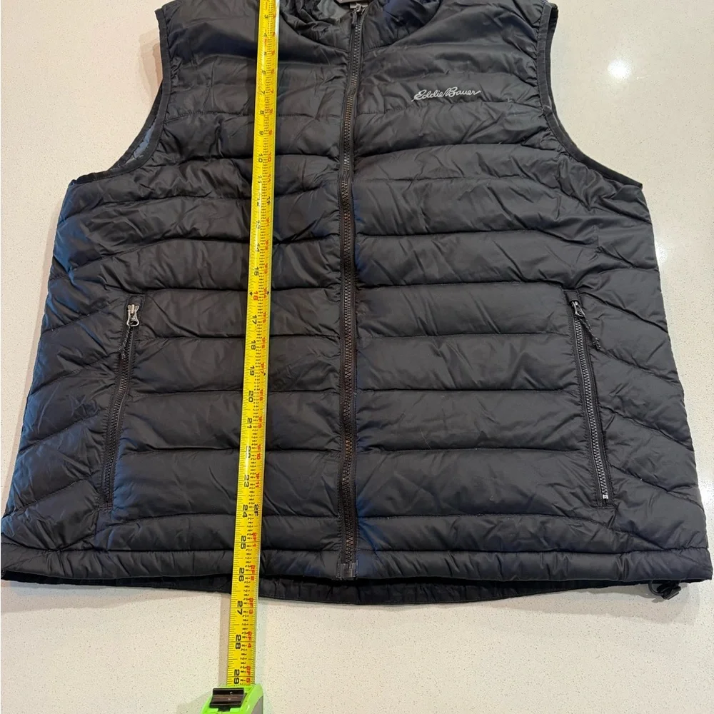Eddie Bauer Men's Black Puffer Vest Size Large - Picture 6 of 10